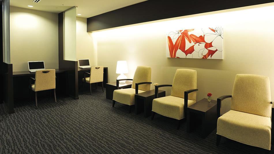 Osaka Airterminal Hotel Toyonaka Buitenkant foto